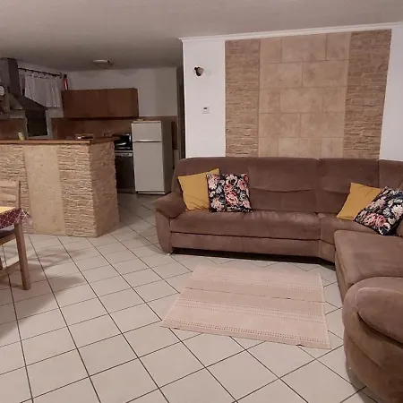 Apartman Lexi Jakuzzis *