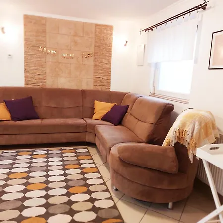 Apartman Lexi Jakuzzis *